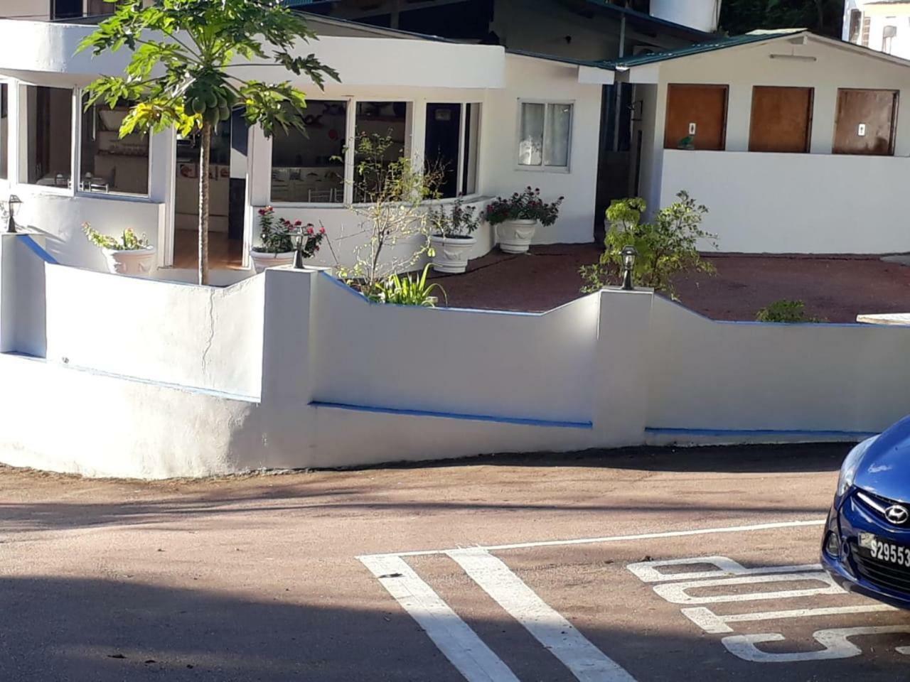 Villa Manoir 昂斯拉齐奥 外观 照片